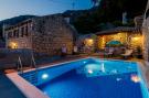 FerienhausKroatien - : Villa Luciana - Two Bedroom Villa with Swimming Po