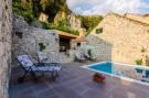 FerienhausKroatien - : Villa Luciana - Two Bedroom Villa with Swimming Po