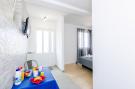 FerienhausKroatien - : Miracle Apartments - Comfort Studio Apartment with