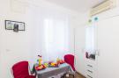 FerienhausKroatien - : Miracle Apartments - Studio Apartment with Terrace