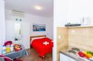 FerienhausKroatien - : Miracle Apartments - Studio Apartment with Terrace