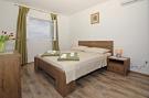 Holiday homeCroatia - Eastern Croatia: Apartment Milenka - Four Bedroom Apartment with Te