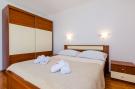 FerienhausKroatien - : Apartments Cypress Sea Cove - Comfort Studio Apart