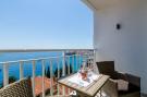 FerienhausKroatien - : Apartments Lazarin - One Bedroom Apartment with Ba