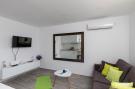 FerienhausKroatien - : Apartment Semi - One Bedroom Apartment with Terrac