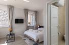 FerienhausKroatien - : Apartments Urbis - Studio Apartment with City View