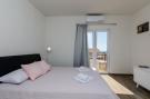 VakantiehuisKroatië - Oost Kroatië: Apartments Life - Two Bedroom Apartment with Balco