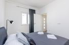 FerienhausKroatien - : Apartments Life - One Bedroom Apartment with Balco