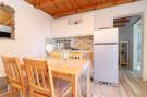 VakantiehuisKroatië - Oost Kroatië: Greenside Cottage Lumi-Two Bedroom Holiday Home wi