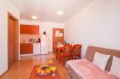 FerienhausKroatien - : Apartments Island Beat - One Bedroom Apartment wit