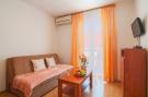 FerienhausKroatien - : Apartments Island Beat - One Bedroom Apartment wit