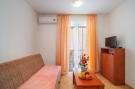 FerienhausKroatien - : Apartments Island Beat - One Bedroom Apartment wit