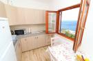 FerienhausKroatien - : Seaside Apartments Hrkać - Comfort One Bedroom Apa