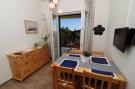 FerienhausKroatien - : Apartments Trstenica-Comfort One Bedroom Apartment