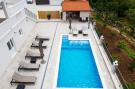 FerienhausKroatien - : Villa Dragić- Four Bedroom Villa with Swimming Poo