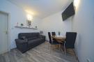 VakantiehuisKroatië - : Apartment Alva - Two Bedroom Apartment with Terrac