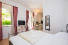 FerienhausKroatien - : Apartments Vidak - Studio Apartment with Terrace a