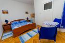 FerienhausKroatien - : Apartments Ivana (TR) -Studio with Terrace ( A2)