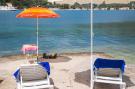 Holiday homeCroatia - Eastern Croatia: Seaside Studio - Studio Apartment with Private Bea