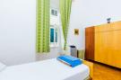 FerienhausKroatien - : Three Stars Downtown Apartment - Two-Bedroom Apart