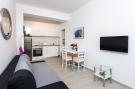 VakantiehuisKroatië - Oost Kroatië: Apartments L&amp;M - One Bedroom Apartment with Te