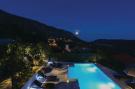 VakantiehuisKroatië - Oost Kroatië: Apartment Villa IN - Four-Bedroom Apartment with P