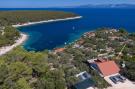 VakantiehuisKroatië - Oost Kroatië: Olive's Garden House - Three Bedroom Holiday Home 