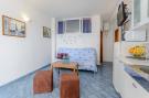 FerienhausKroatien - : Apartments Hope (Dugi Rat) - One-Bedroom Apartment