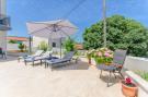 FerienhausKroatien - : Villa LA - Comfort One-Bedroom Apartment with Terr