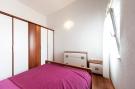 FerienhausKroatien - : Apartments Karen - Comfort Two Bedroom Apartment w