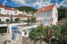 Holiday homeCroatia - Eastern Croatia: Villa Balarin - Five Bedroom Holiday Home with Ter