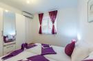 Holiday homeCroatia - Eastern Croatia: Apartments Palma - Two Bedroom Apartment with Balc