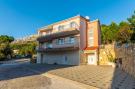 VakantiehuisKroatië - Oost Kroatië: Apartments Palma -Studio with Balcony  and Sea Vie