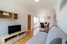 FerienhausKroatien - : Apartments Fran-One Bedroom Apartment with Terrace