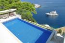 FerienhausKroatien - : Villa Mirosa-Quadruple Room with Terrace ( 1 )