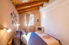 FerienhausKroatien - : Apartments Vodnica- Comfort One Bedroom Apartment 