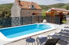 FerienhausKroatien - : Stone House Prapatna-Two Bedroom Holiday Home with