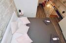 Holiday homeCroatia - Eastern Croatia: Dalmatian White Shell Apartment- Two Bedroom Apart