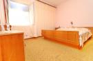 VakantiehuisKroatië - Oost Kroatië: Apartments Peselj-Three Bedroom Apartment with Ter