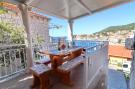 VakantiehuisKroatië - Oost Kroatië: Apartments Peselj-Three Bedroom Apartment with Ter