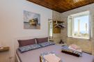 FerienhausKroatien - : Rooms City Central Old Town - Triple Rom with Sea 