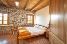 VakantiehuisKroatië - : Villa Lazini Dvori - Two Bedroom Stone House Villa