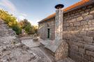 FerienhausKroatien - : Villa Lazini Dvori - Two Bedroom Stone House Villa