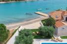 VakantiehuisKroatië - Oost Kroatië: Holiday Home Lovište-Three Bedroom Holiday Home wi