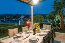 VakantiehuisKroatië - Oost Kroatië: Holiday Home Lovište-Three Bedroom Holiday Home wi