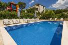 FerienhausKroatien - : Villa Dvori Viškovi-Seven Bedroom Villa with Swimm