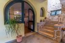 FerienhausKroatien - : Castelletto - Standard Twin Room with Airport Tran