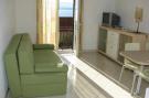 FerienhausKroatien - : Apartments Paloc - Standard One-bedroom Apartment 