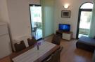 FerienhausKroatien - : Apartments Mlikota - Two Bedroom Apartment with Te