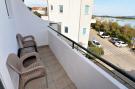 VakantiehuisKroatië - Oost Kroatië: Apartments Helena - One bedroom apartment with Bal